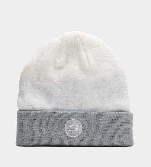 D BADGE BEANIE - WHITE